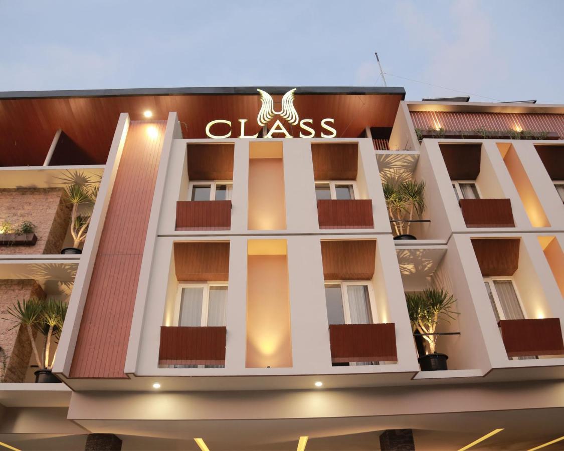 Class Premium Guest House Kasri Экстерьер фото