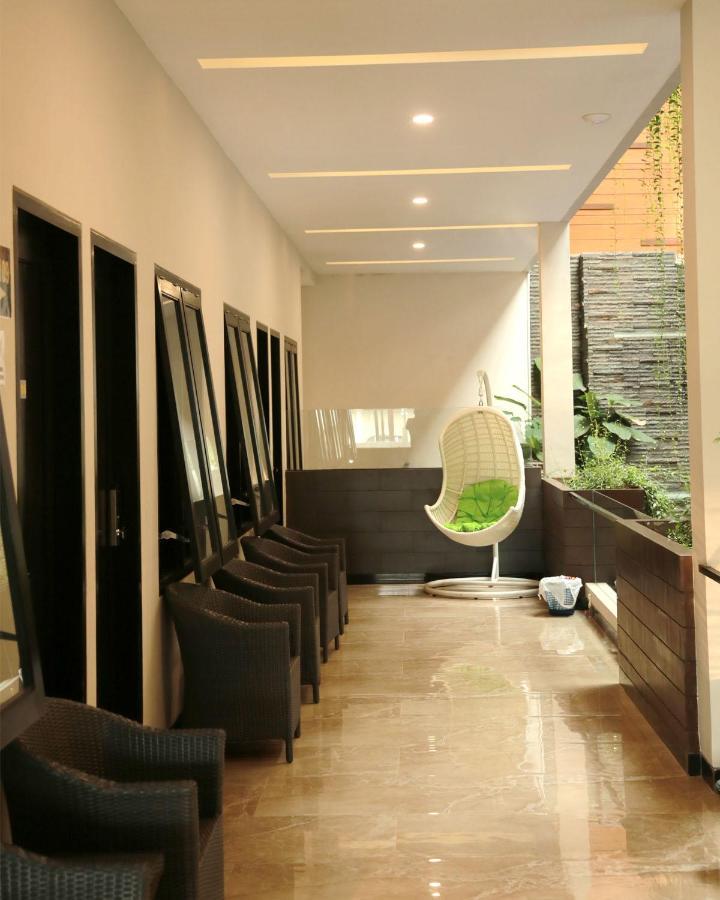 Class Premium Guest House Kasri Экстерьер фото